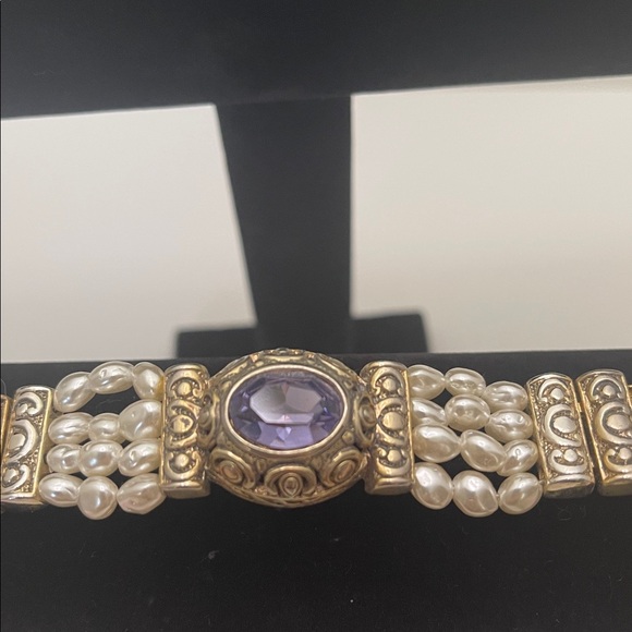 Vintage Elegant Gold and Purple Bracelet with Pearl Accents - Picture 3 of 3